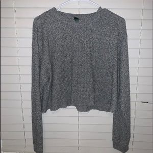 Grey crop top knitted sweater